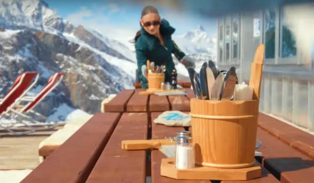 table decoration besteckbehälter