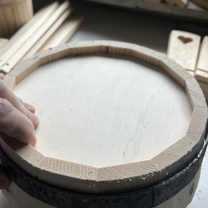 Handcrafted assembly wooden pot